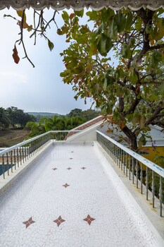 ama stays and trails chikoo villa goa