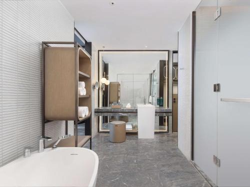 doubletree by hilton kunming airport