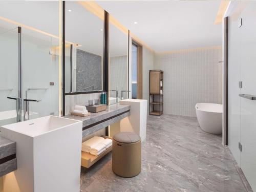 doubletree by hilton kunming airport