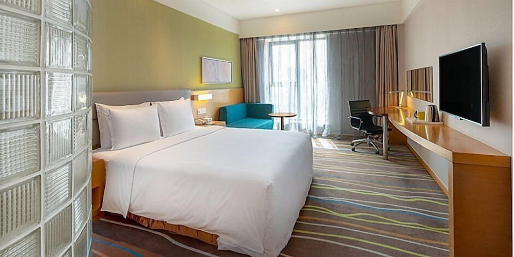 holiday inn express xian high tech south an ihg hotel
