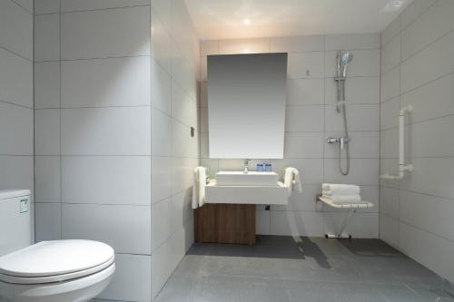 holiday inn express xian high tech south an ihg hotel