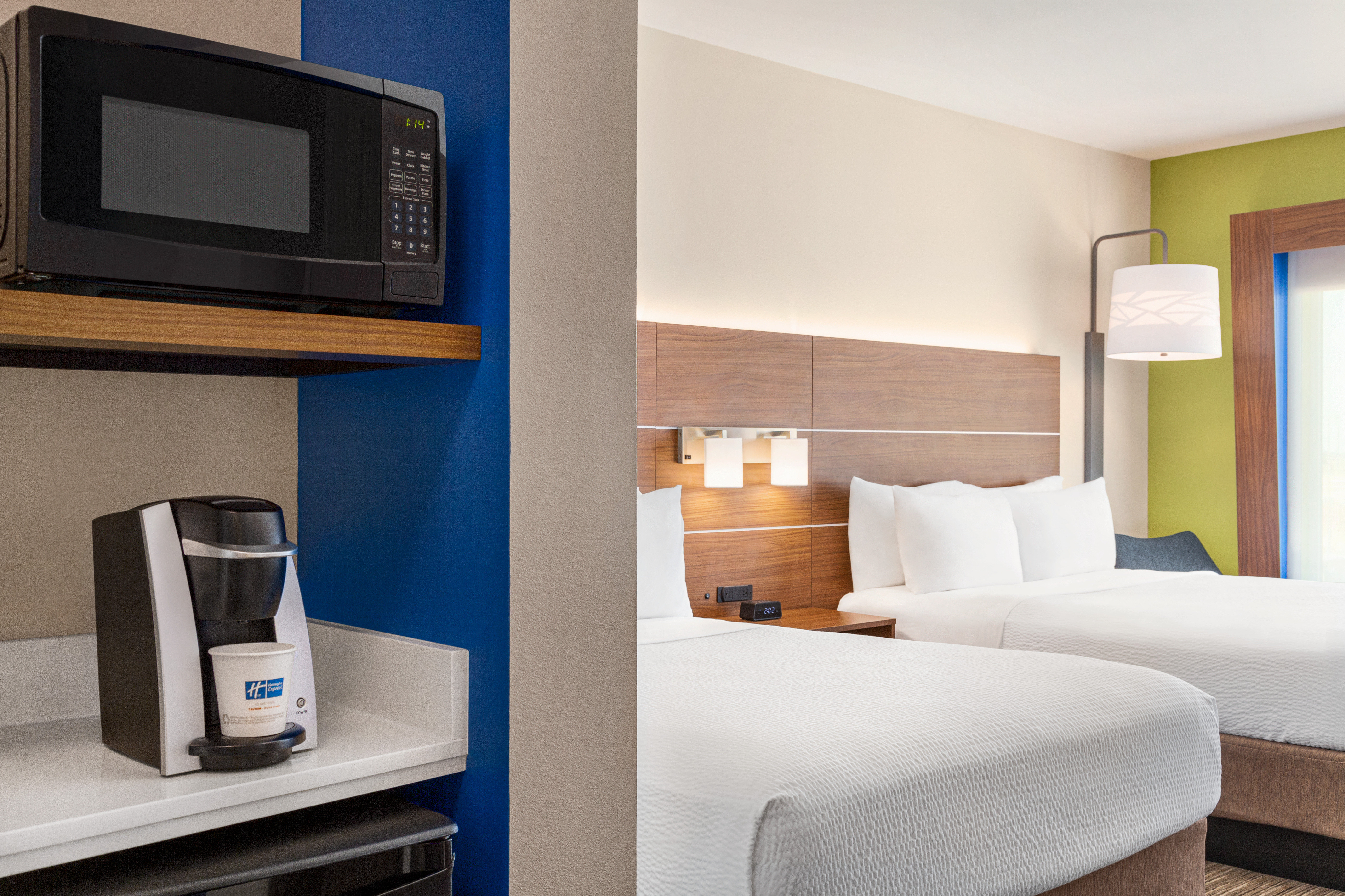 holiday expr and suites austin north