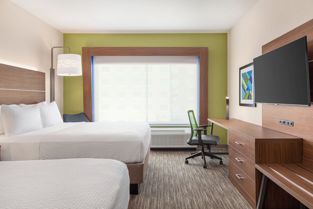 holiday expr and suites austin north