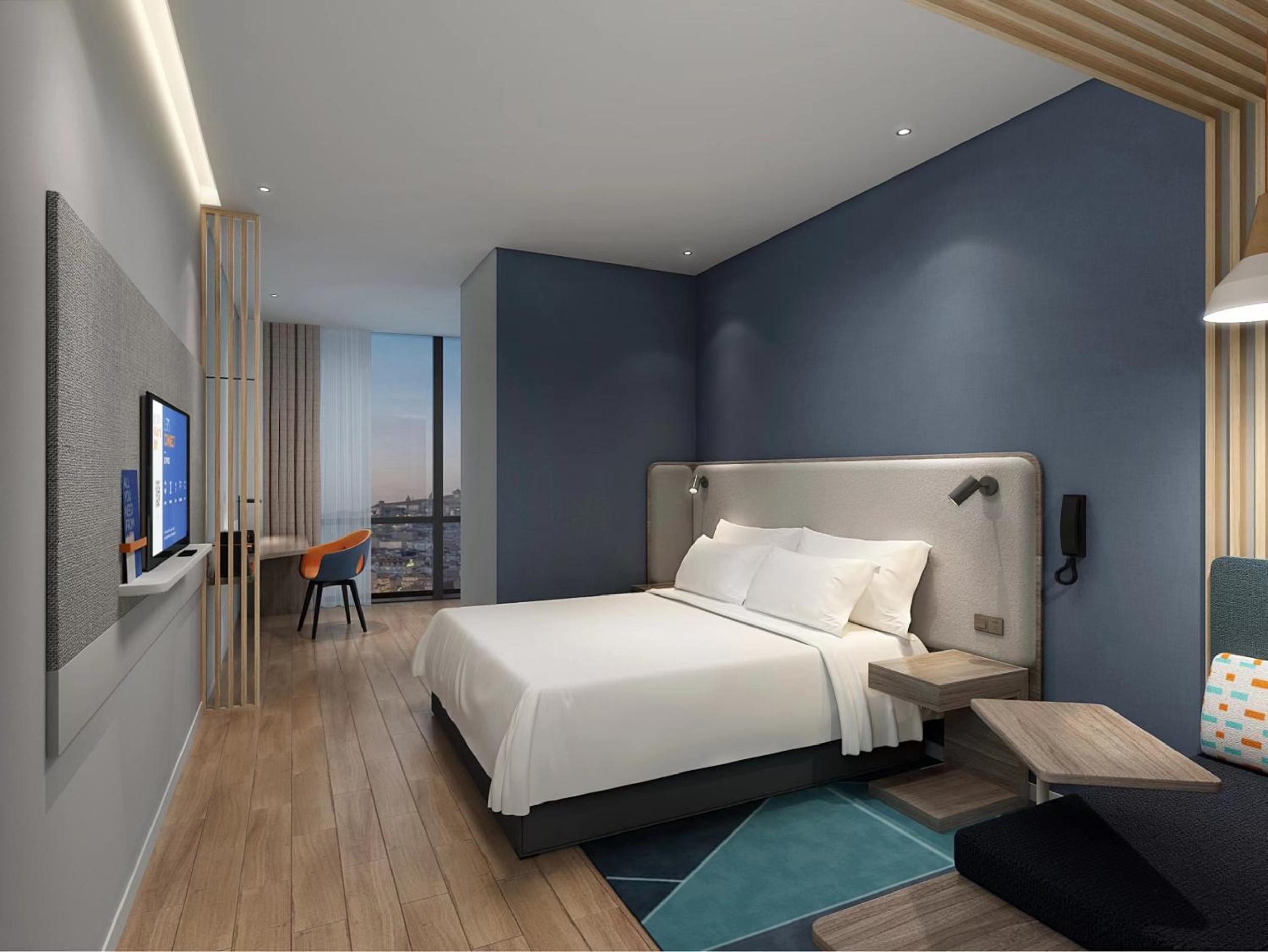holiday inn express yangjiang city center an ihg hotel