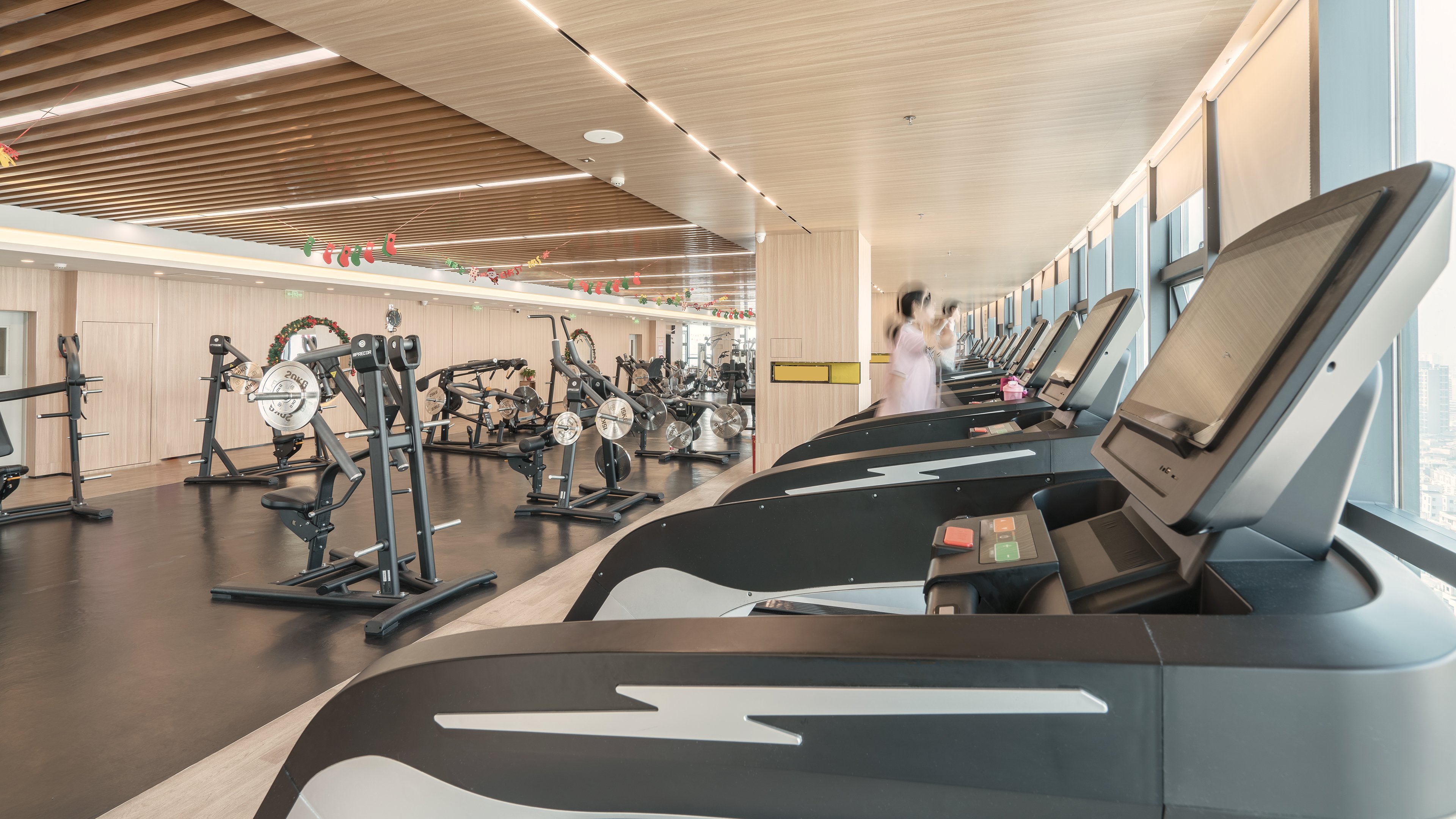 holiday inn express yangjiang city center an ihg hotel