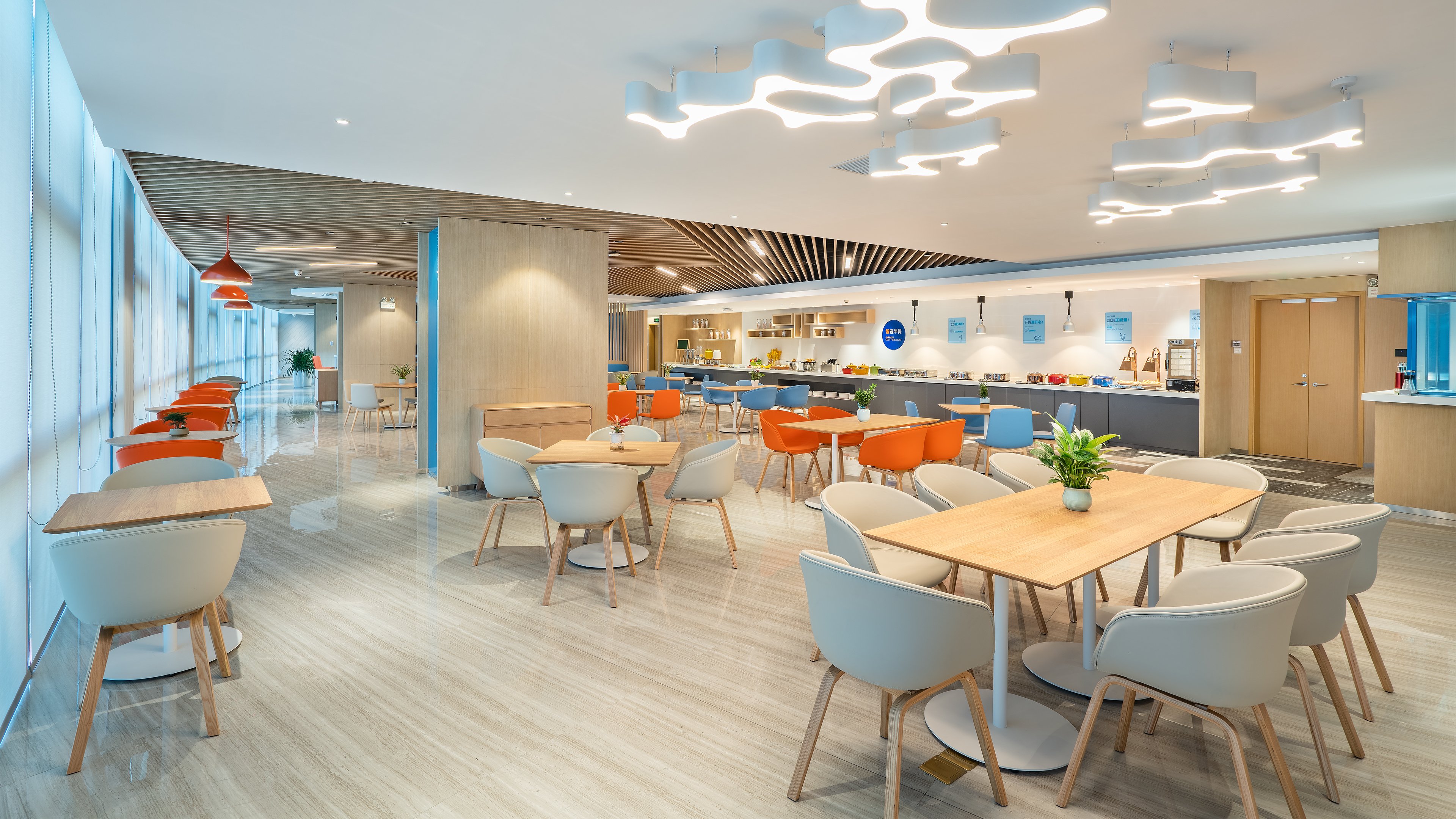 holiday inn express yangjiang city center an ihg hotel