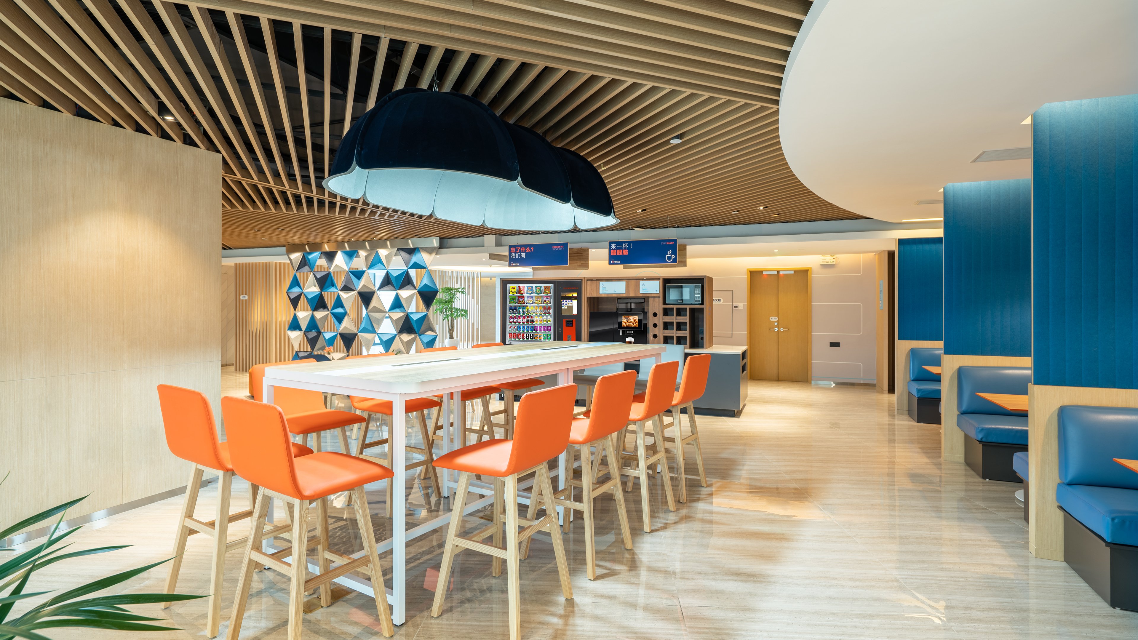 holiday inn express yangjiang city center an ihg hotel