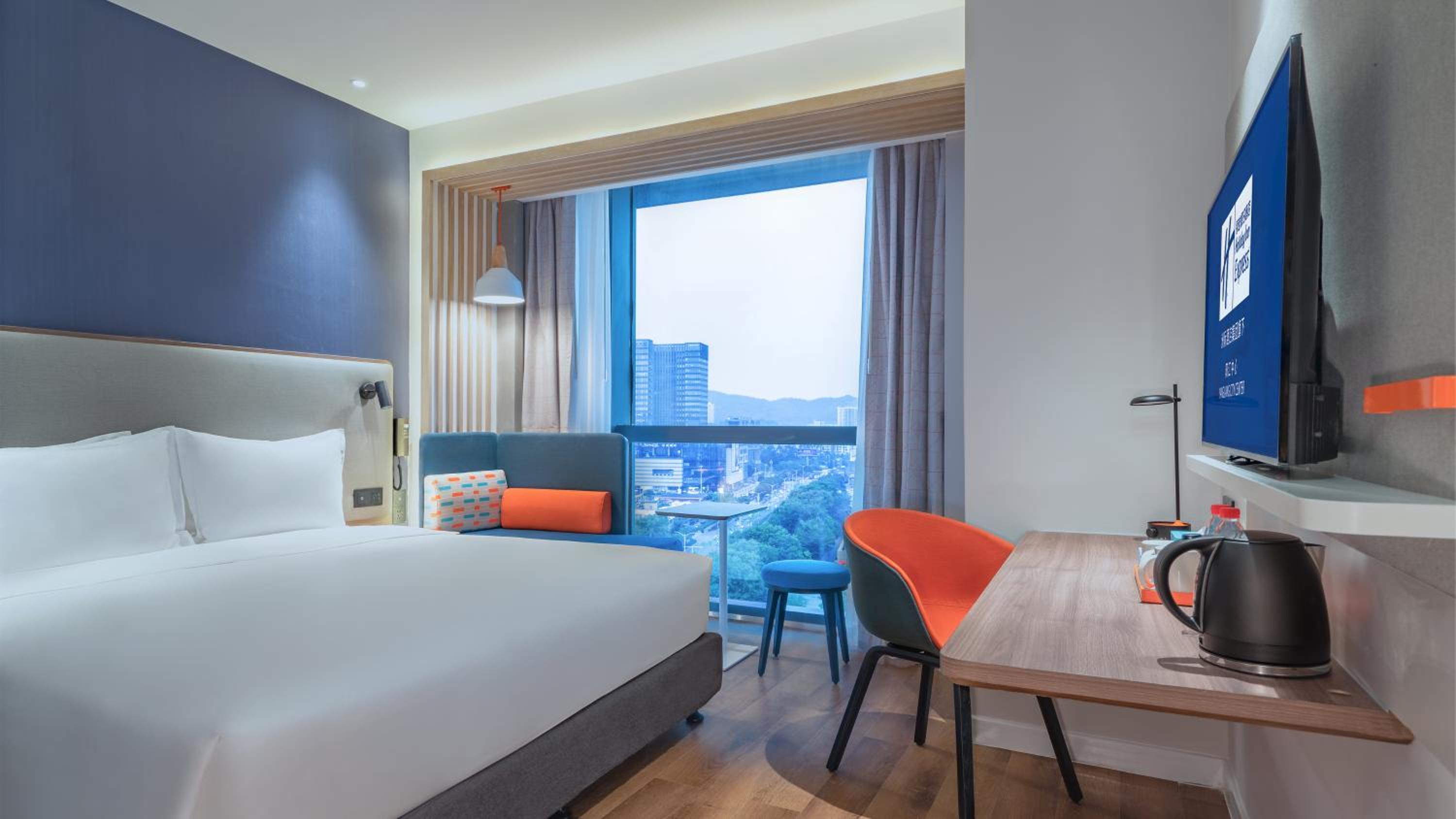 holiday inn express yangjiang city center an ihg hotel