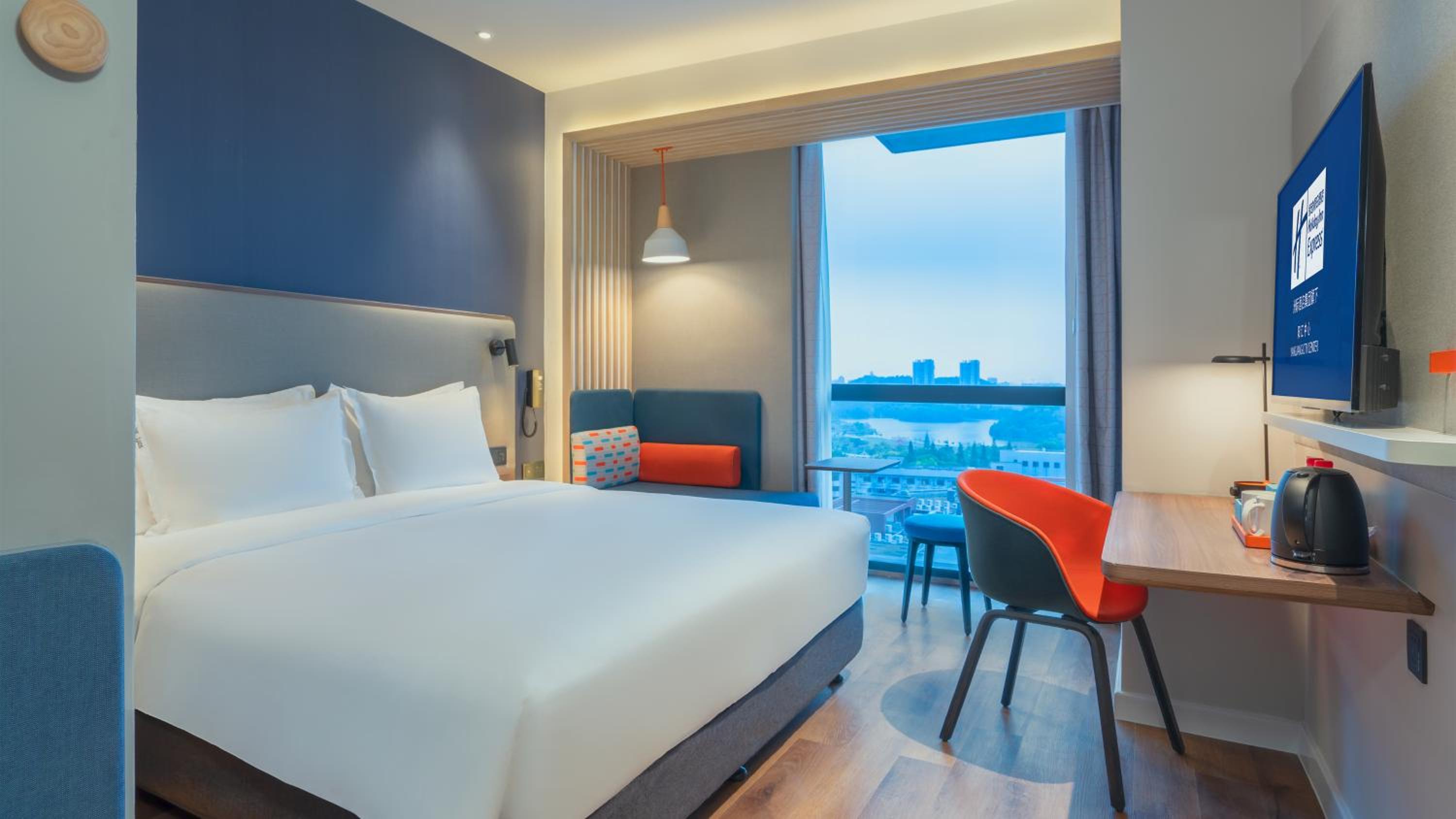 holiday inn express yangjiang city center an ihg hotel