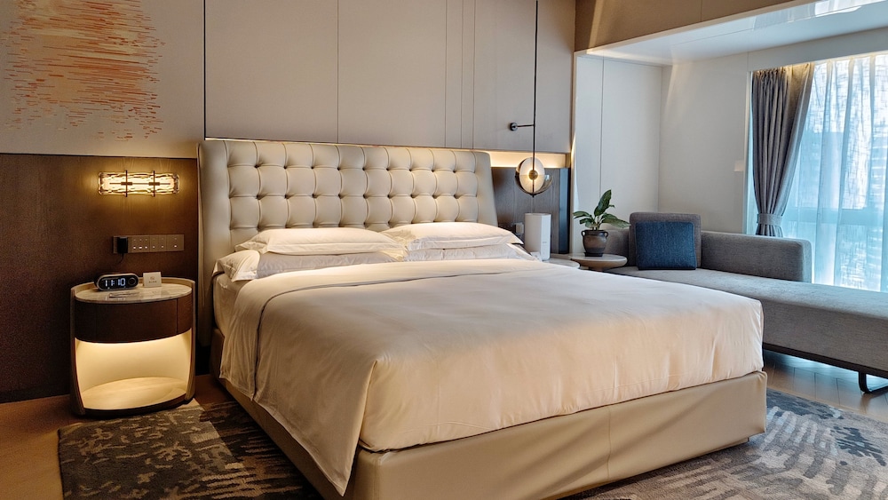 crowne plaza hohhot city center an ihg hotel