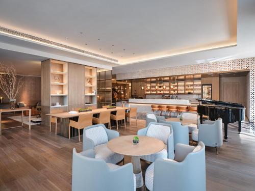 crowne plaza hohhot city center an ihg hotel