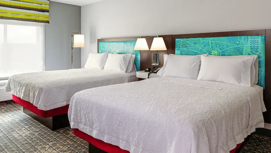 hampton inn and suites huntington downtown