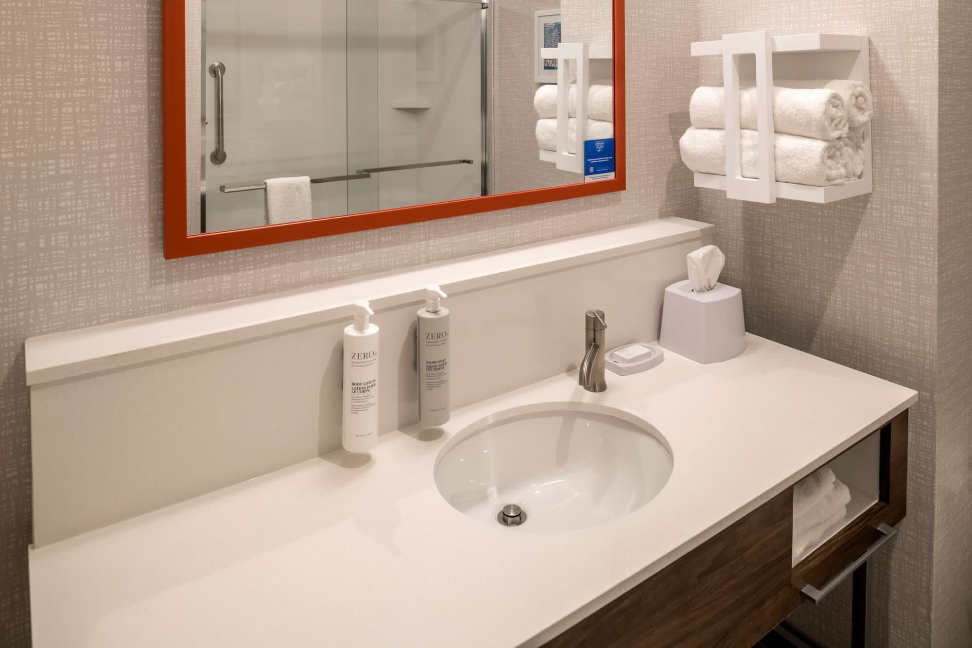 hampton inn and suites huntington downtown