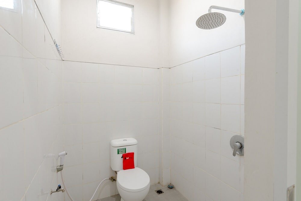 reddoorz plus syariah raya nginden 2