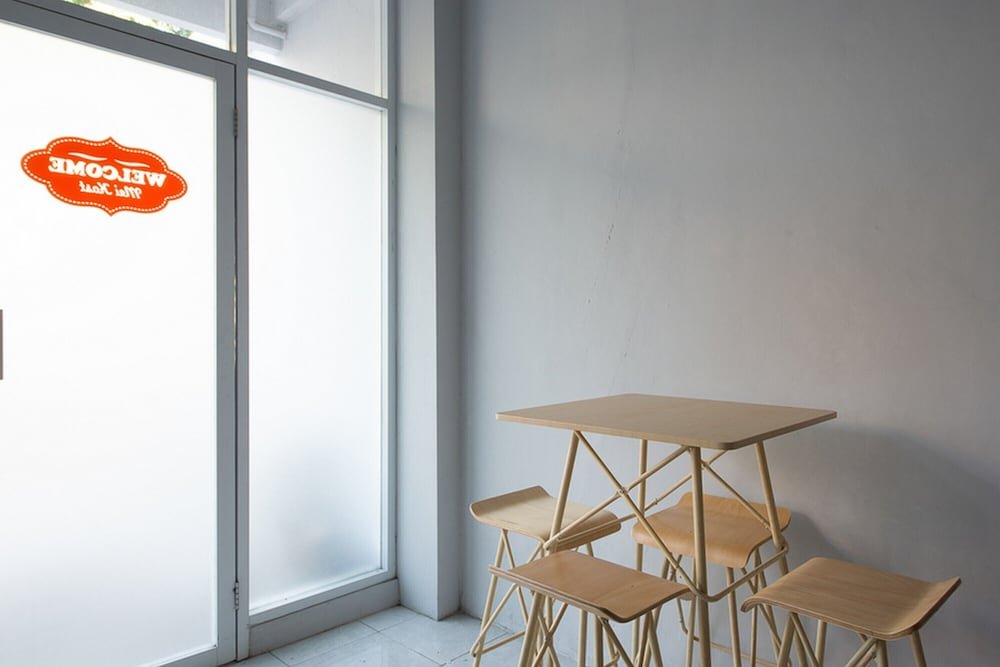 reddoorz plus syariah raya nginden 2