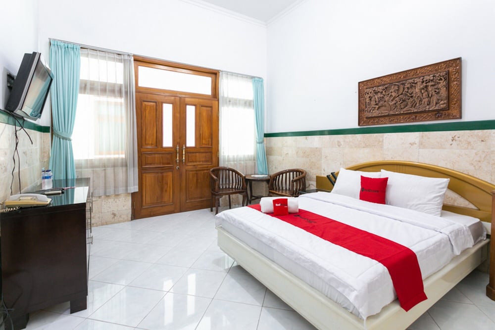 reddoorz syariah near alun alun magelang