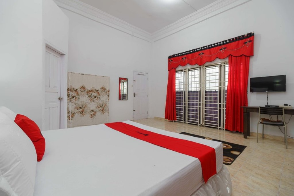 reddoorz syariah near museum tsunami aceh 2