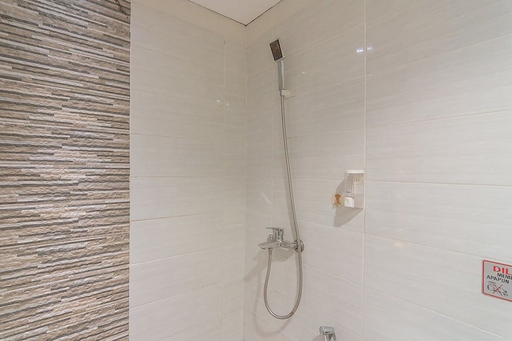 reddoorz plus near sepinggan airport 3