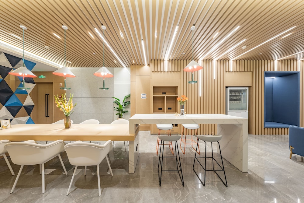 holiday inn express shanghai expo centre an ihg hotel