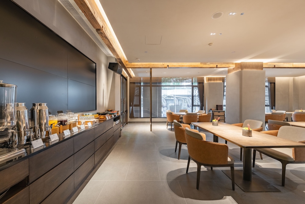 holiday inn express shanghai expo centre an ihg hotel