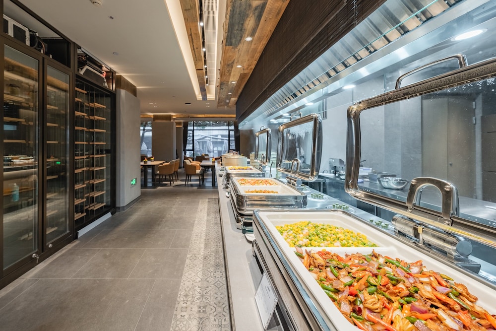 holiday inn express shanghai expo centre an ihg hotel