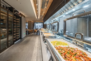 holiday inn express shanghai expo centre an ihg hotel