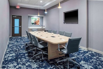 home2 suites by hilton northville detroit