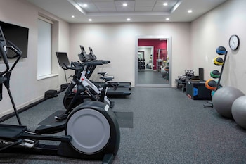 home2 suites by hilton northville detroit