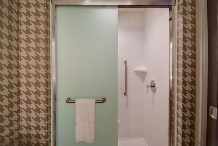 home2 suites by hilton troy