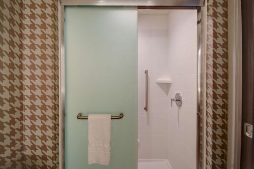 home2 suites by hilton troy