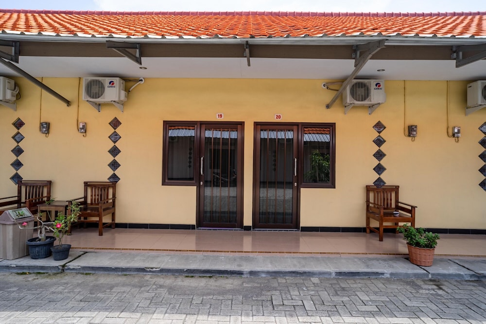 koolkost syariah near transmart tegal