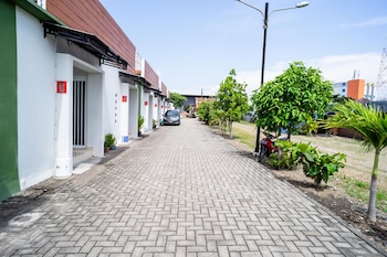 koolkost syariah near transmart tegal