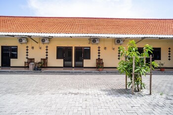 koolkost syariah near transmart tegal
