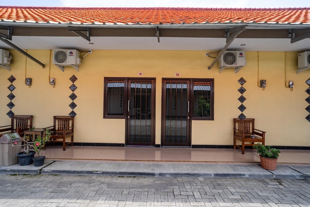 koolkost syariah near transmart tegal