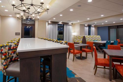 hampton inn union city