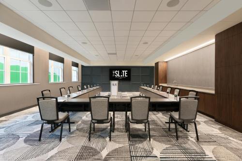 the slate denver tapestry collection by hilton