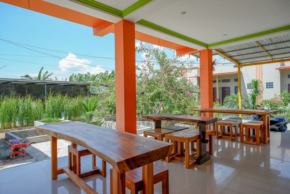 reddoorz near taman makam pahlawan tatura