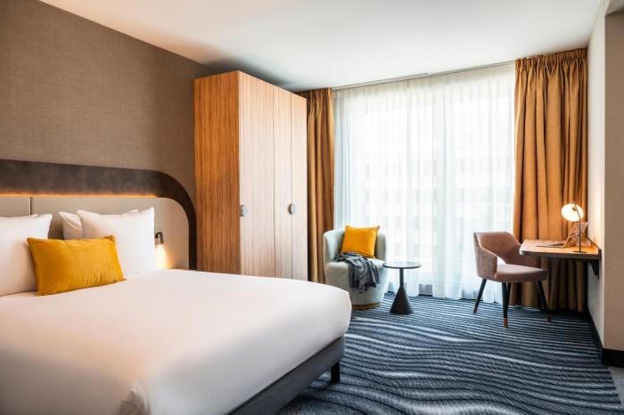 mercure amsterdam north station