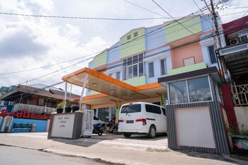 reddoorz syariah near taman siring 2