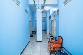 reddoorz syariah near taman siring 2
