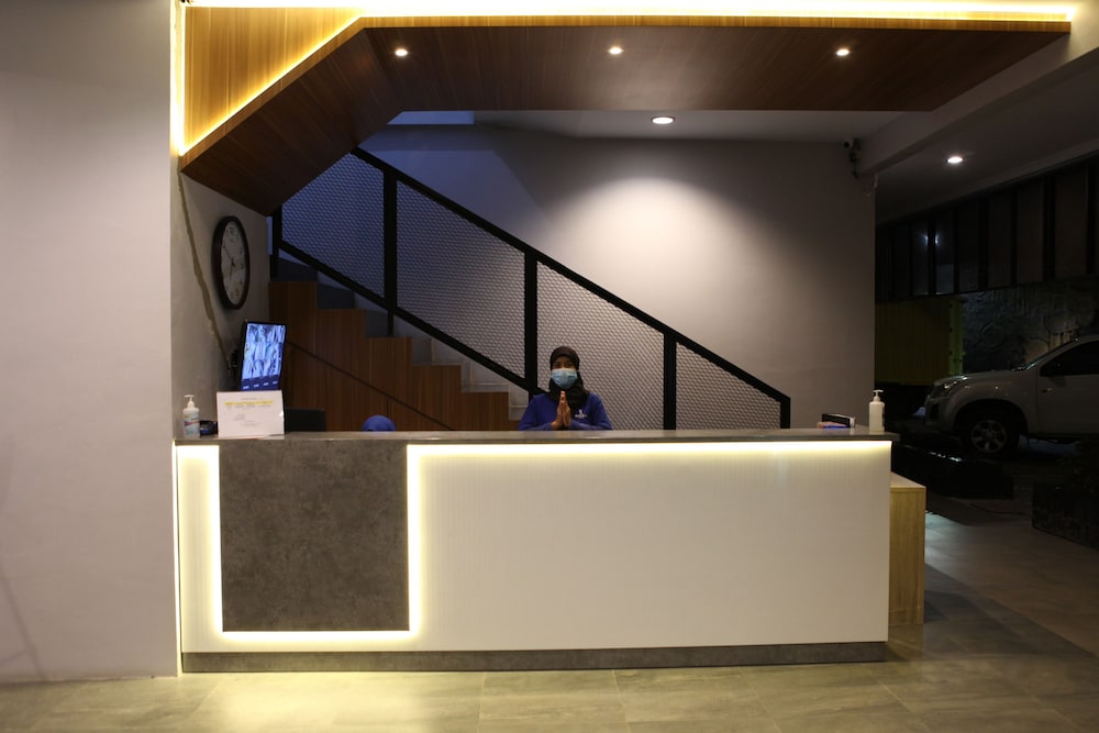 rahayu hotel cirebon