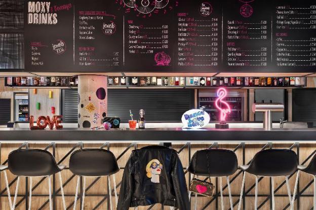 moxy duesseldorf city