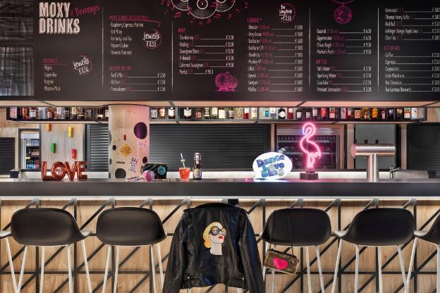 moxy duesseldorf city