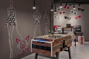 moxy duesseldorf city