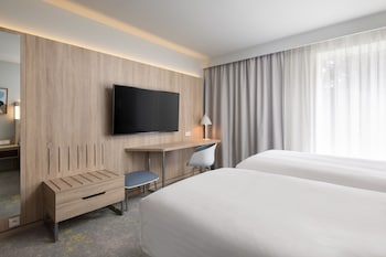 courtyard by marriott paris charles de gaulle central airport