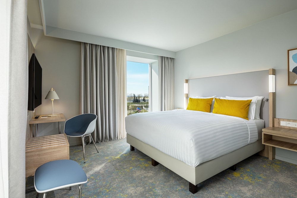 courtyard by marriott paris charles de gaulle central airport