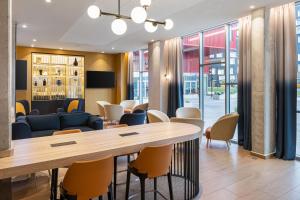 courtyard by marriott paris charles de gaulle central airport