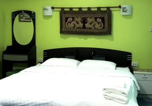 swan inn2 guest house