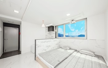 i stayed pension yeosu