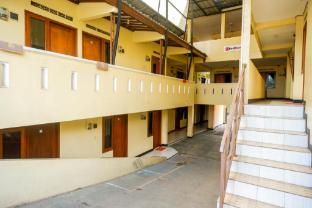 wisma bougenuil mas by reddoorz